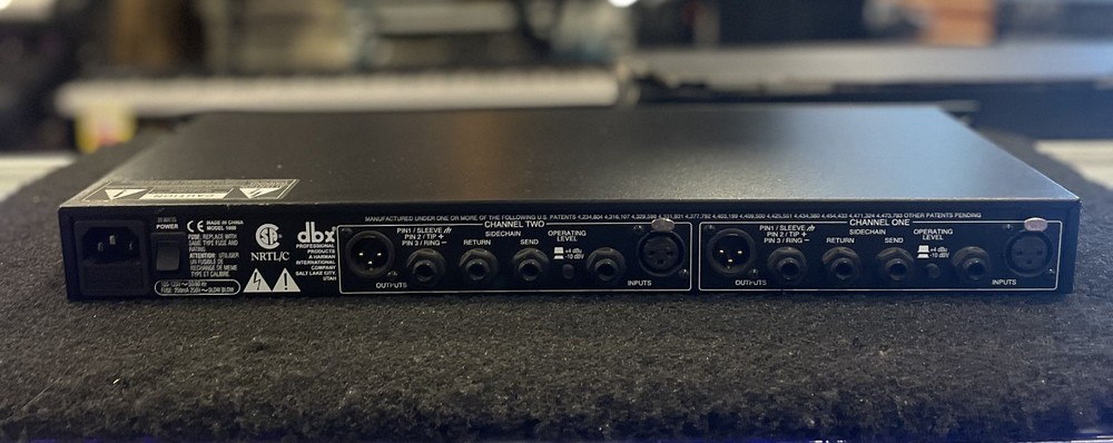 DBX 1066 Compressor / Limiter / Gate 2 Channel Rack Effect Unit w/ Power Cable