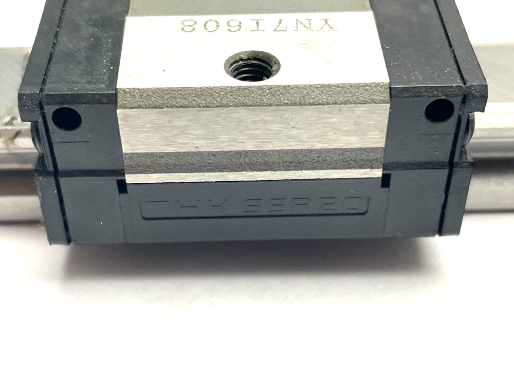 THK SSR20XV2+1180L Linear Guide Rail Assembly
