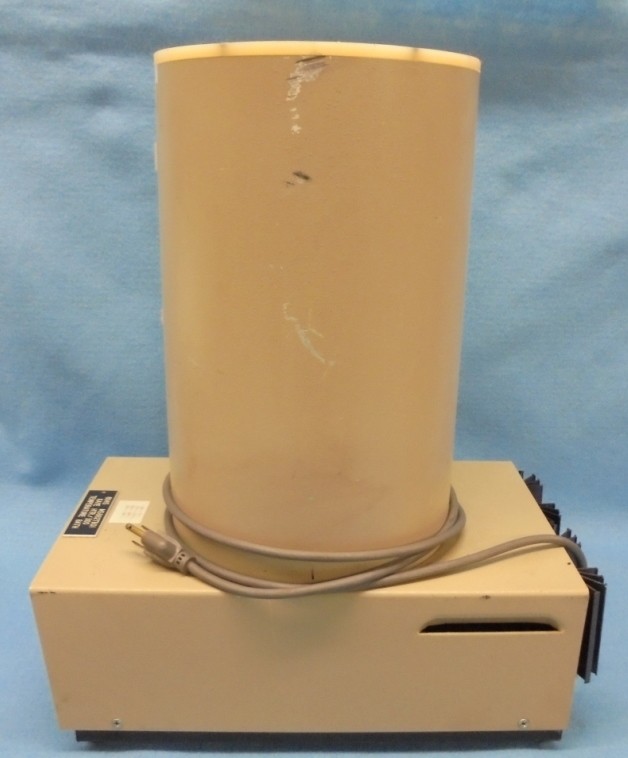 KAYE INSTRUMENTS TEMPERATURE BATH, HTR-300A CALIBRATION BLOCK, 300 DEG. CELSIUS