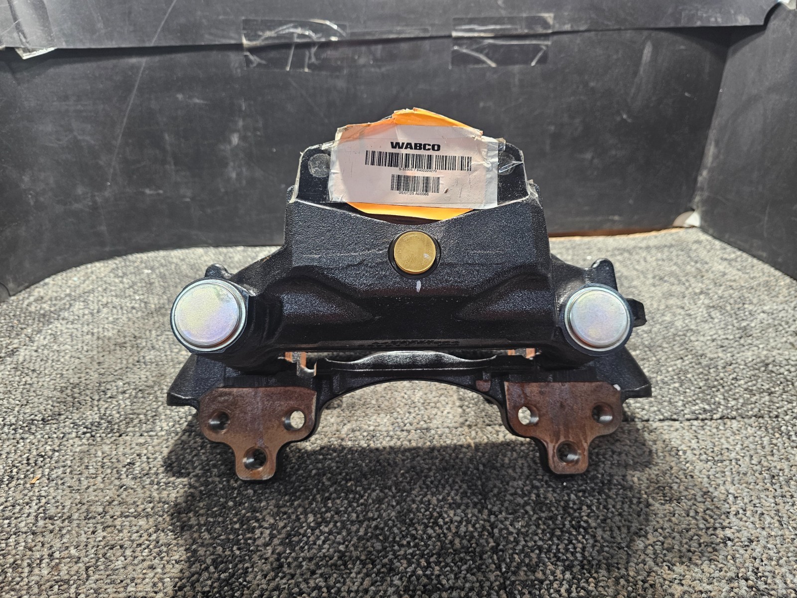 WABCO S-35303-7 Air Disc Caliper Left Front MAXX22T for Hendrickson