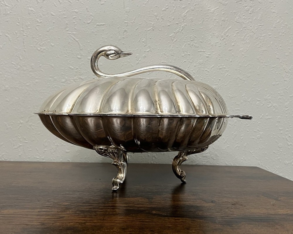 Leonard Silverplate Clam Shell Swan Handle Silver Plated Double Server Warmer