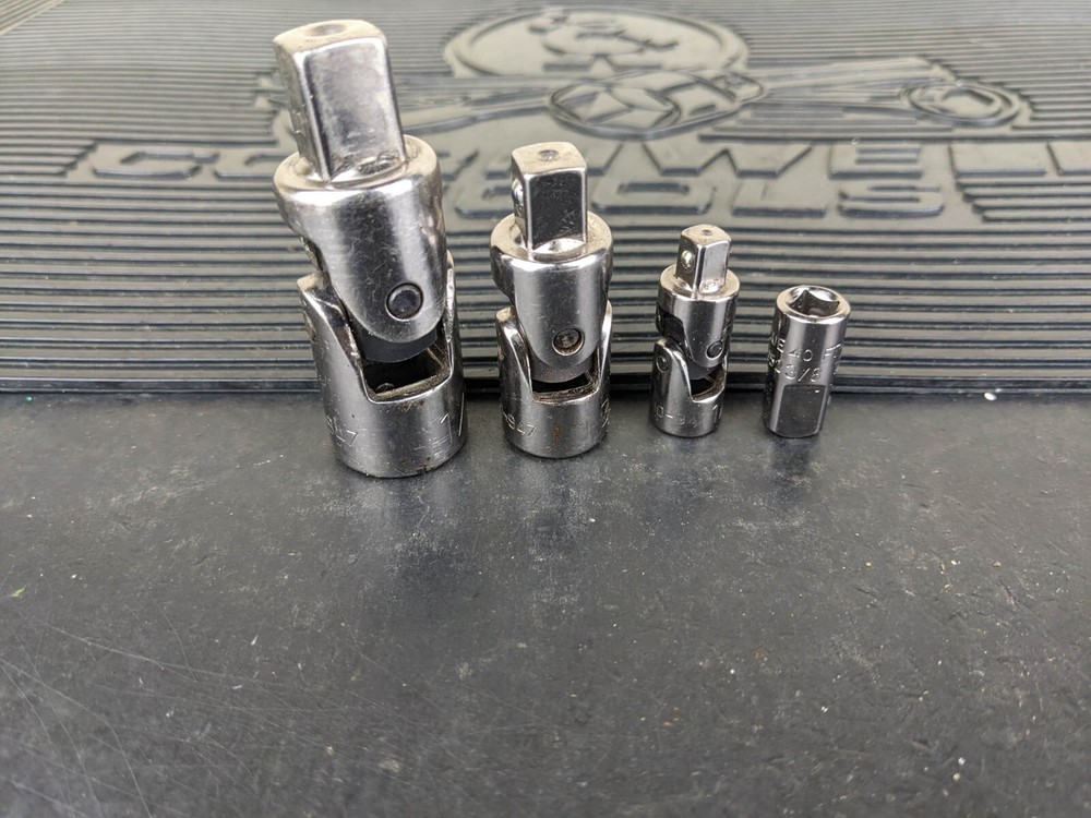 #ax037 Armstrong Tools USA 4pc Universal Joint Socket Adapter Set