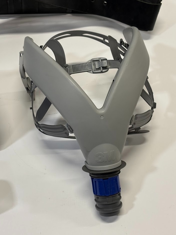 3M Versaflo TR-600 Air Purifying Respirator with Battery, Belt & Head suspension