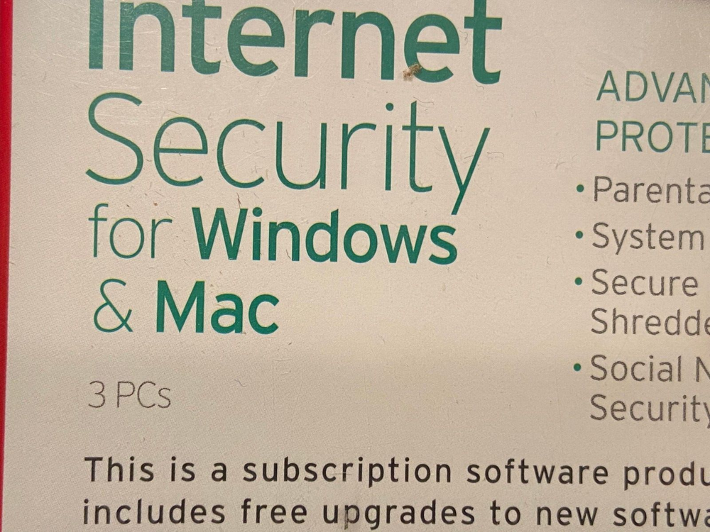 Titanium Internet Security Antivius 2012 for Windows & Mac *NEW* aaa1