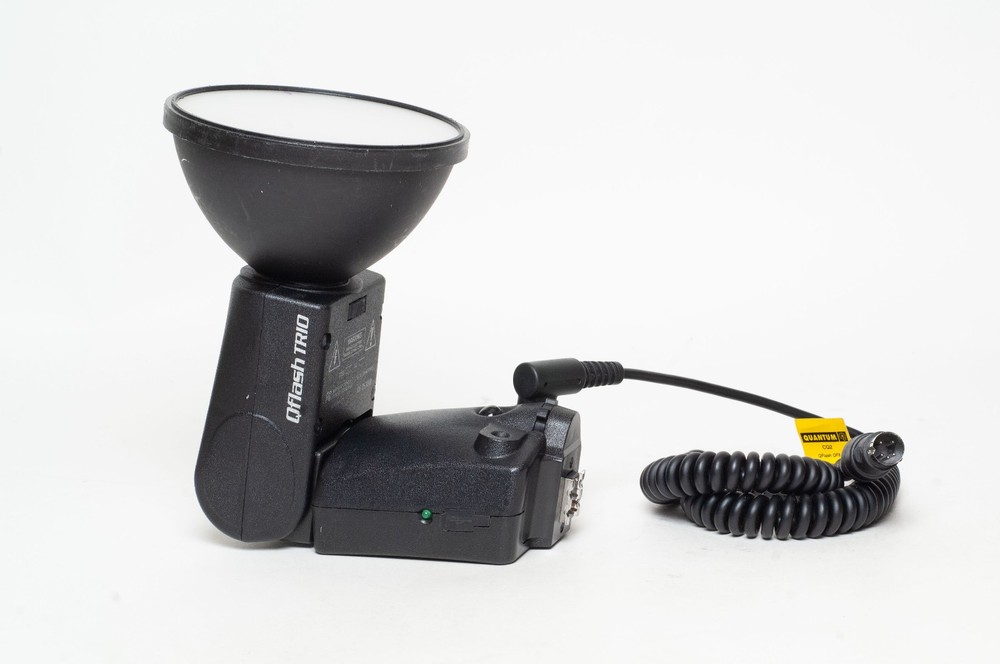 Minty Quantum Qflash QF8C TRIO Basic Shoe-Mount Camera Flash for Canon Cameras