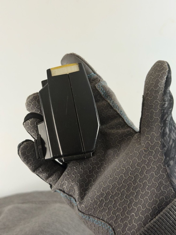 Olympus T20 Electronic Flash for OM System Cameras (Missing Battery Door)