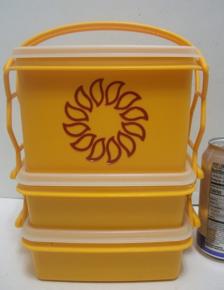 Tupperware Quartet Container Set 7 pcs w Handle   Lunch Crafts Picnics