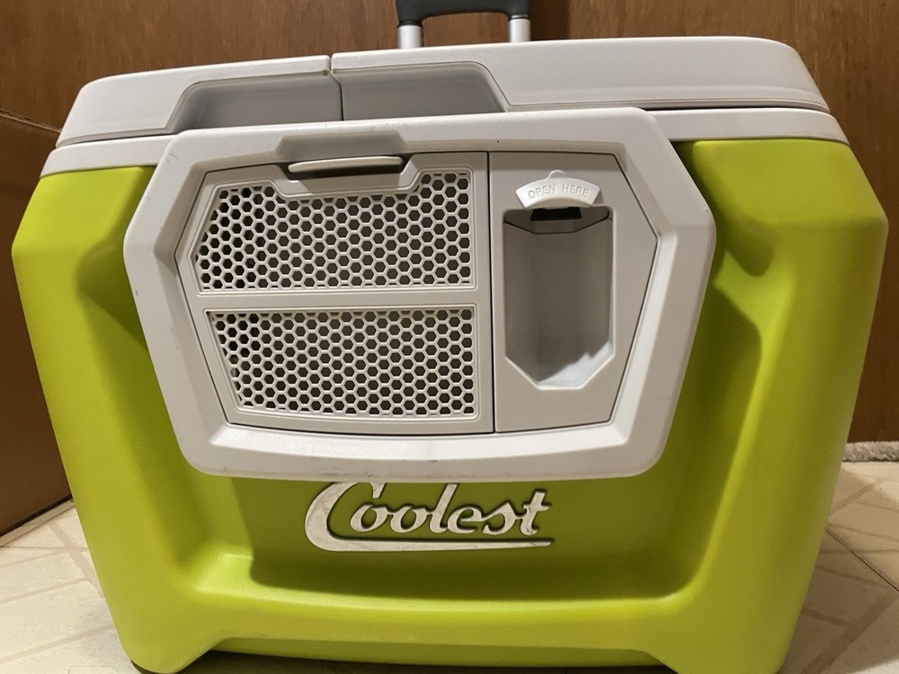 😎 COOLEST COOLER WITH BLENDER