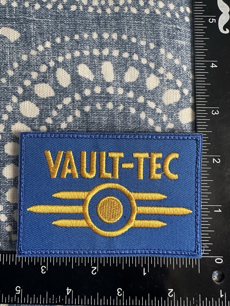 FALLOUT VAULT-TEC 3x3 Embroidered Morale Patch Hook Backing Brand New