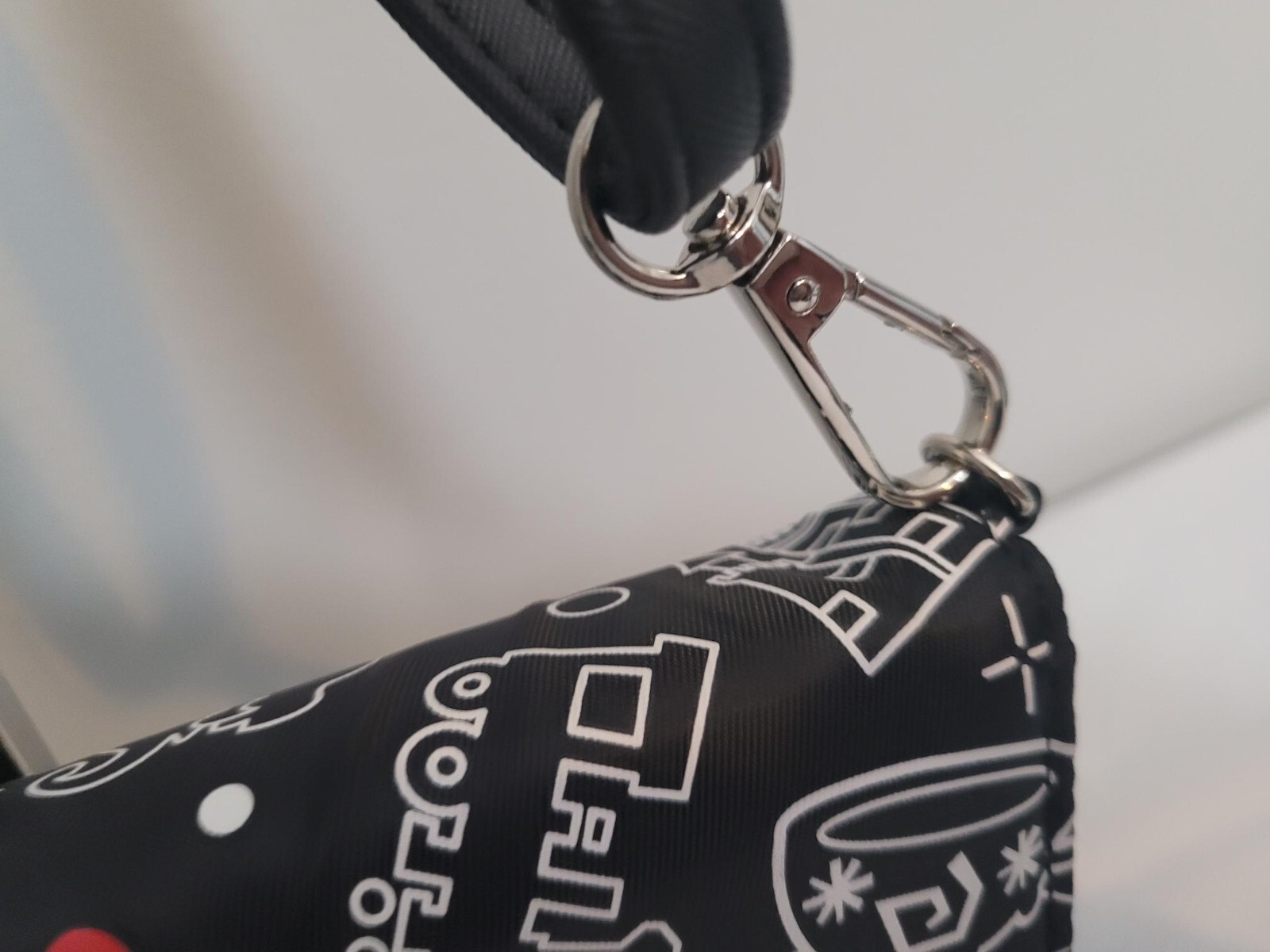 Disney Parks Mickey Minnie Icon Convertible Crossbody Bag Wristlet Wallet New