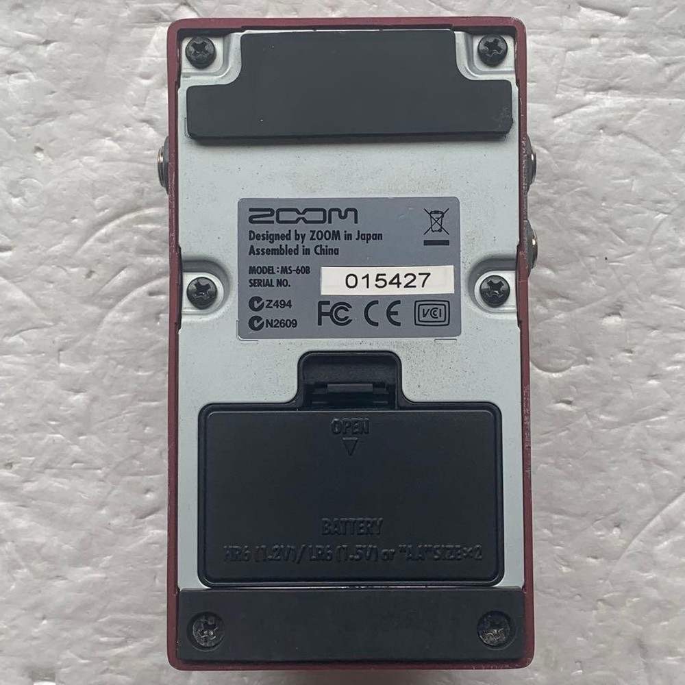 ZOOM MS-60B bass effector