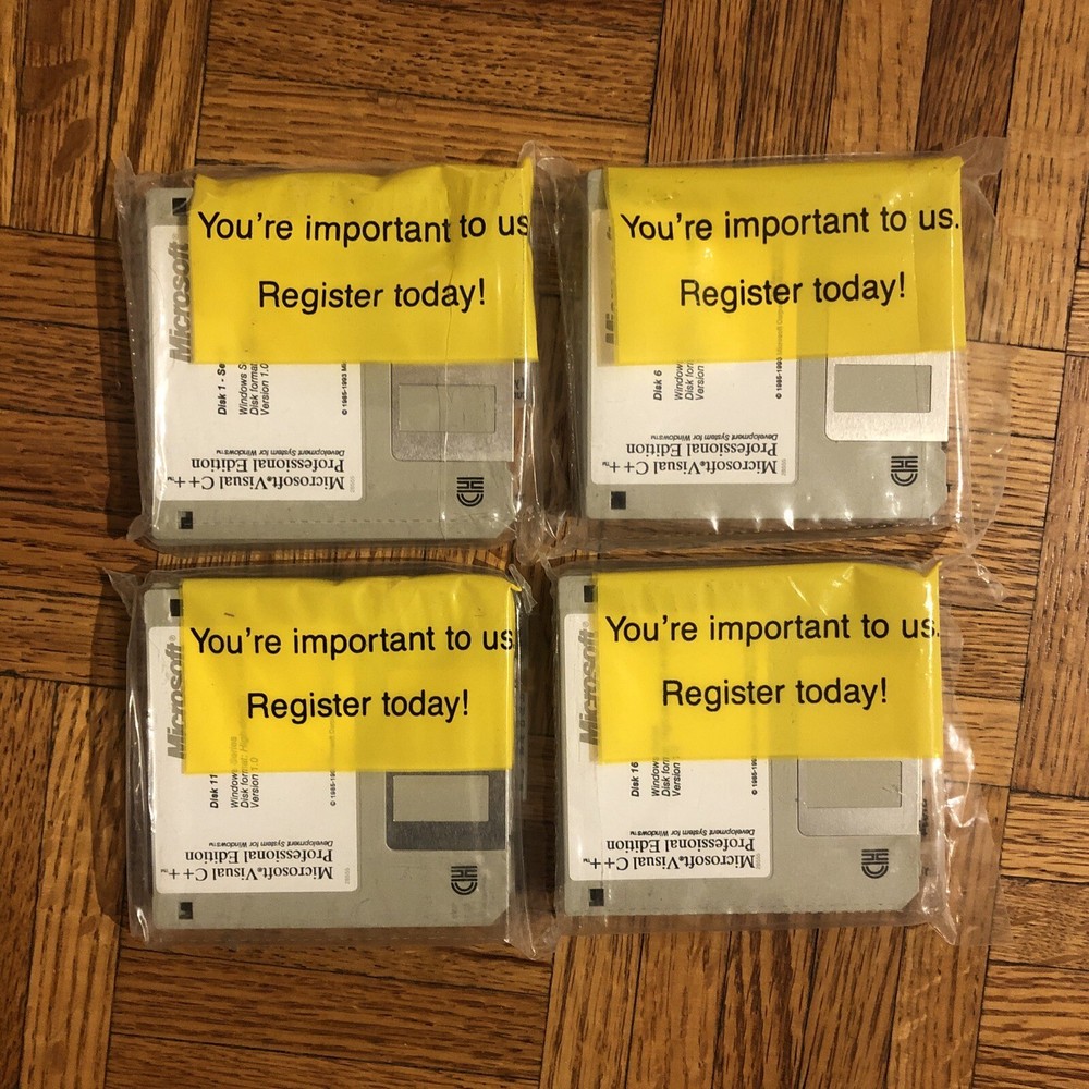 Microsoft Visual C++ 1.0 Professional Edition w/ Version 7.0 Update & Manuals