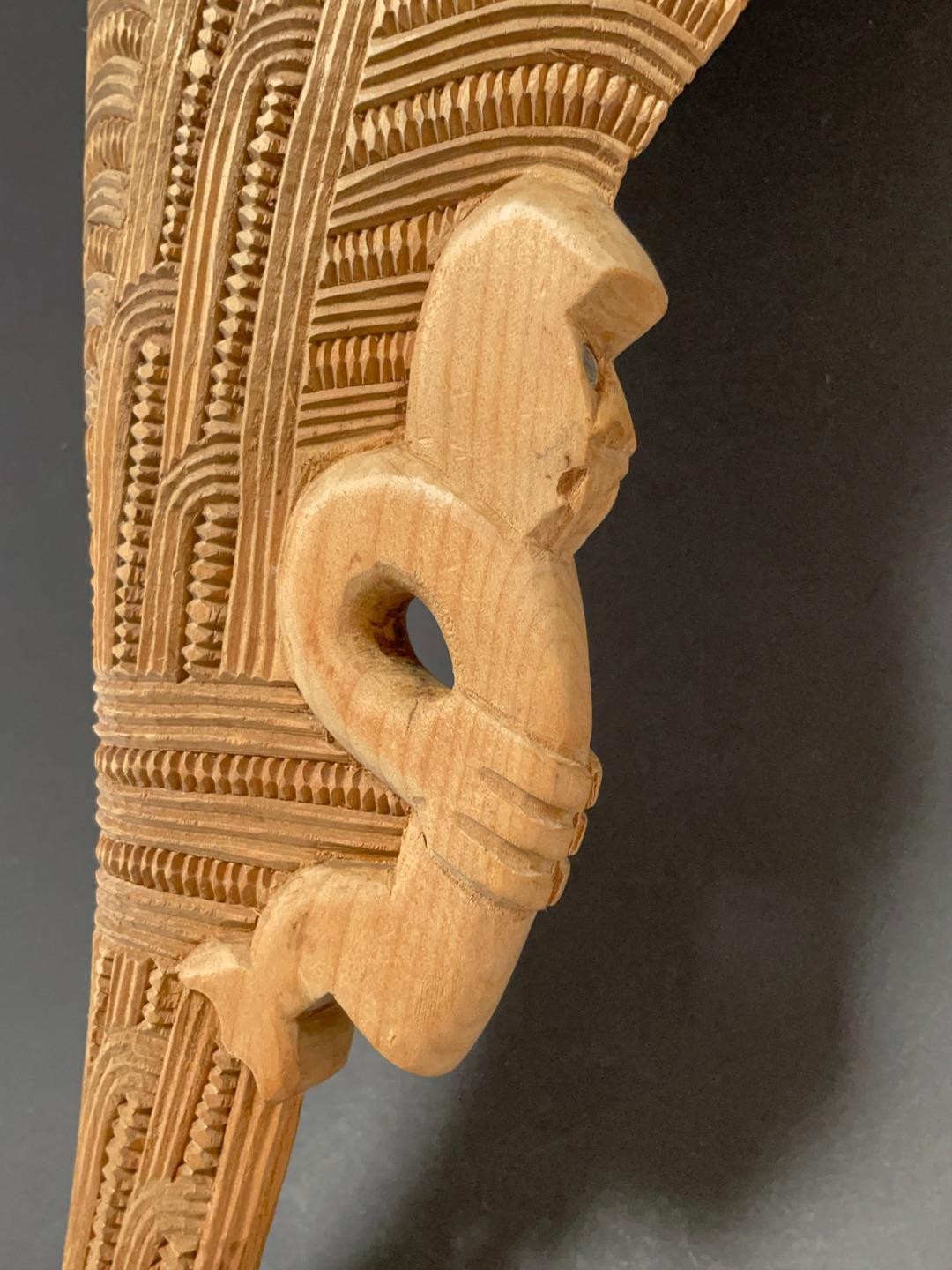 VINTAGE MAORI TIKI HANDCARVED WOODEN PATU WAR CLUB NEW ZEALAND TRIBAL ART