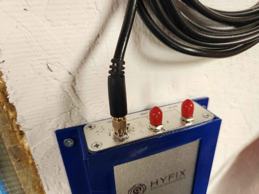 Geodnet Wall Mount