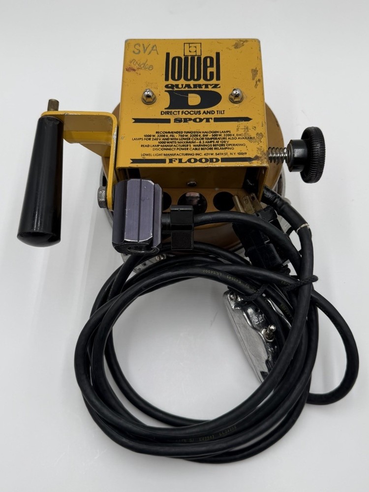 Lowel Quartz D Spot Flood Light- Tested