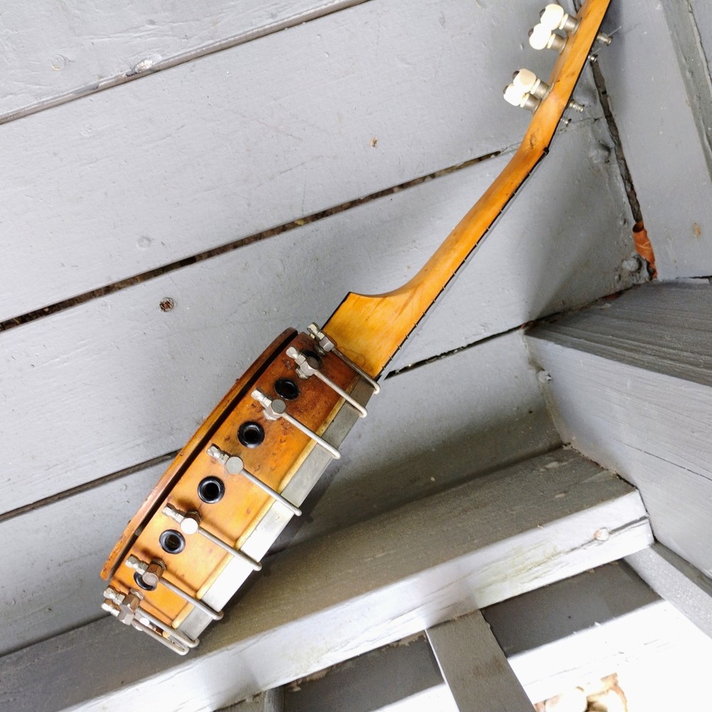 Vintage / Antique Banjolele