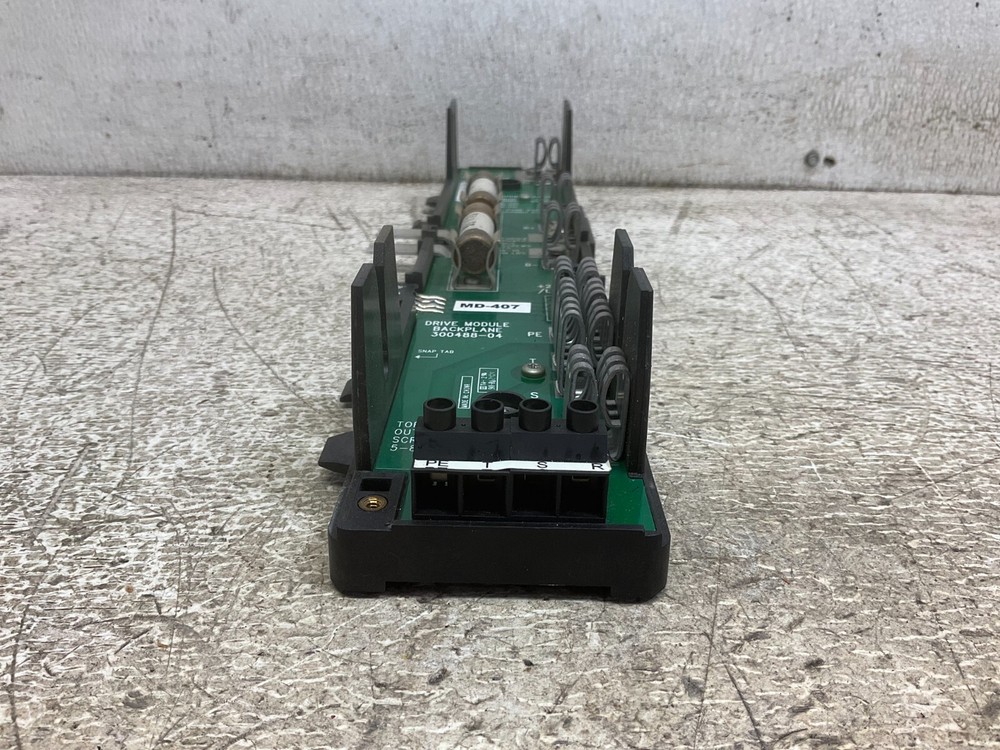 Control Techniques 300488-04 Drive Module Backplane 24 VDC 30048804 (JK)