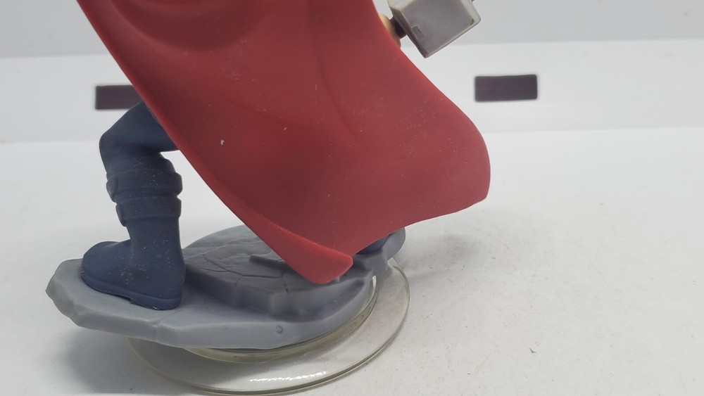 Disney Infinity 2.0 Edition THOR Action Figure