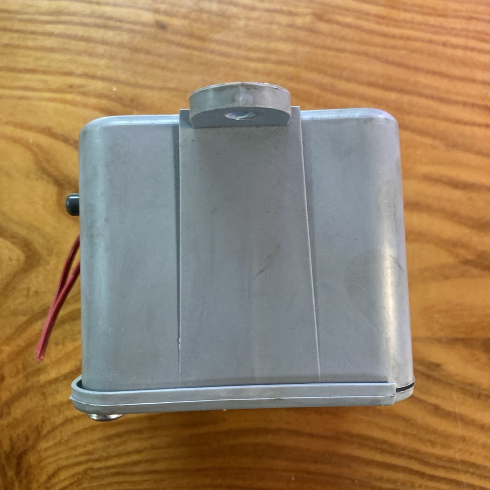 Graco 556873 solid state timer 115/230V 3AMP good working, nice!!!