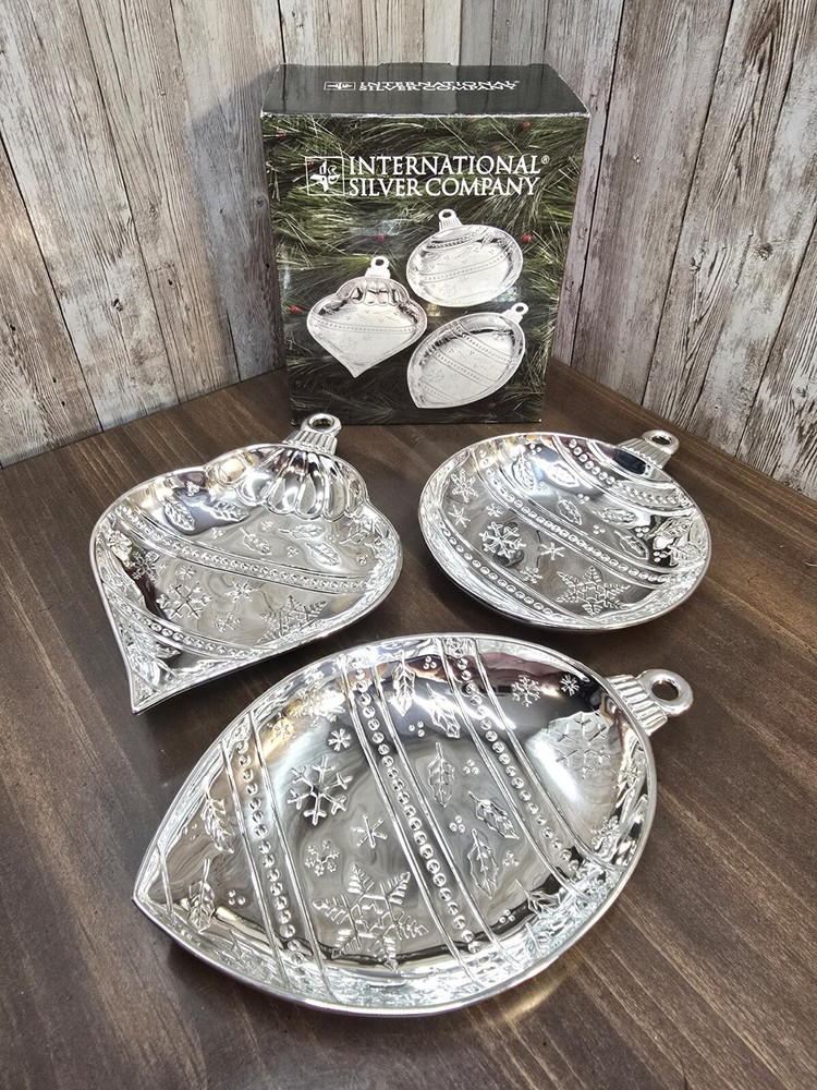 Vtg International Silver Co 3pc Ornament Bowls Snacks Candy Appetizer Trinkets
