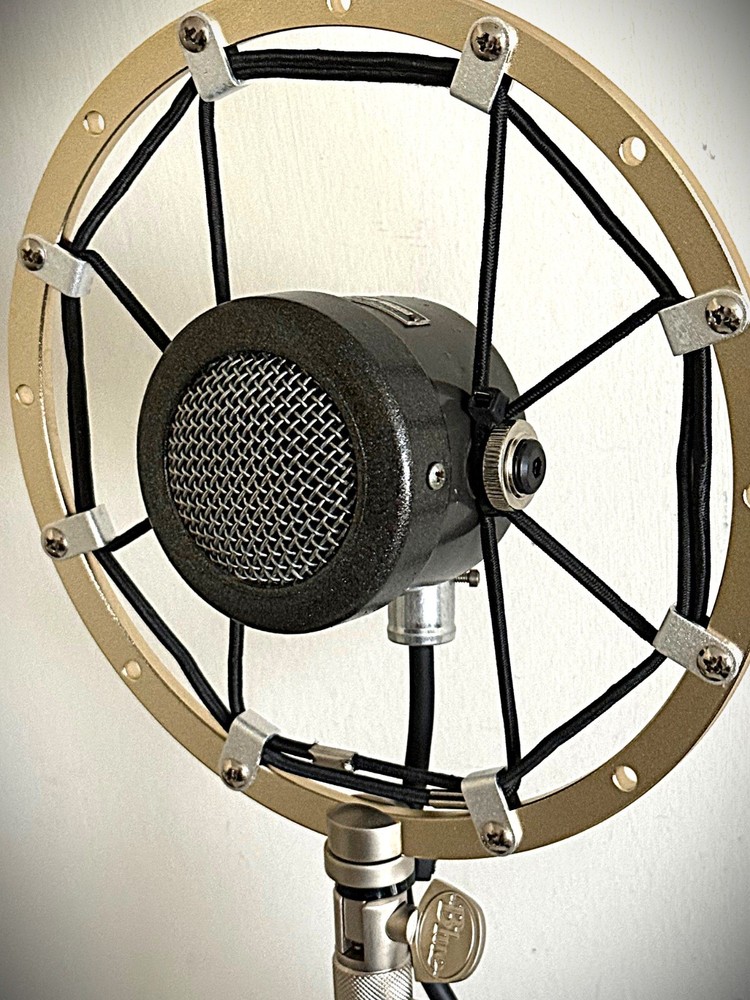 Vintage 1950's Turner U9S Ring-Mounted Dynamic Microphone-working great!