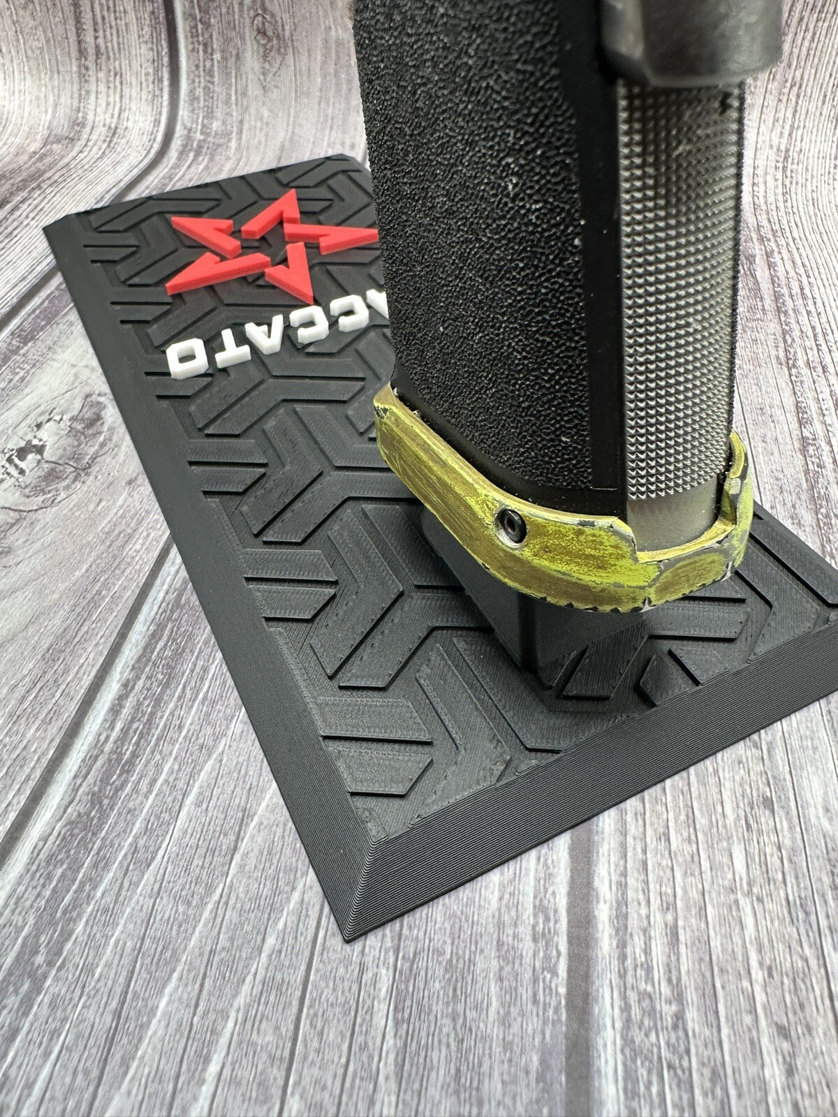 Staccato 2011 Display Stand With Mag Lock Great Safe Organizer Or Show Piece