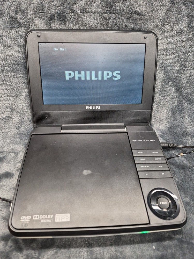 Philips PET741W/17  Portable DVD Player White NOT WORKING