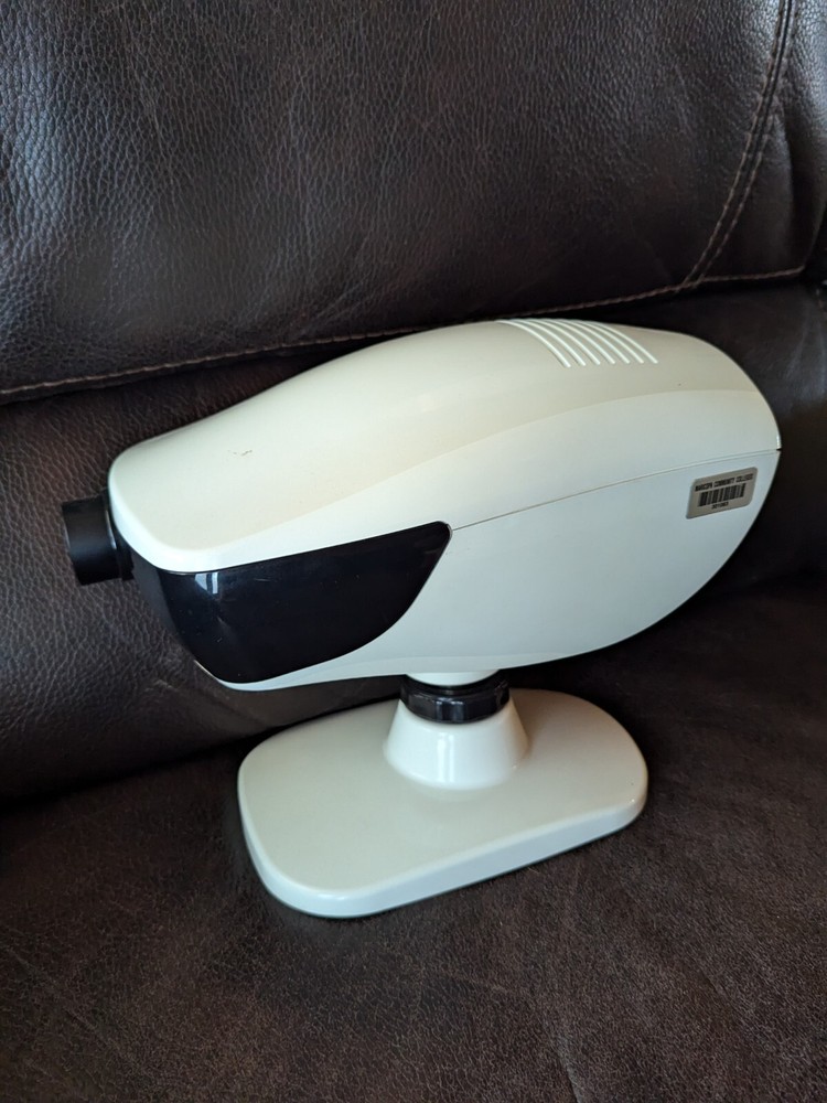 Medizs SMART CP 11 - Auto Chart Projector W Remote & Manual