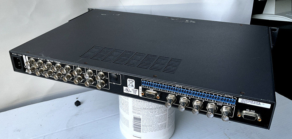 Extron DVS 406 Six Input RGBHV Composite S-Video Component Video Scaler Switcher