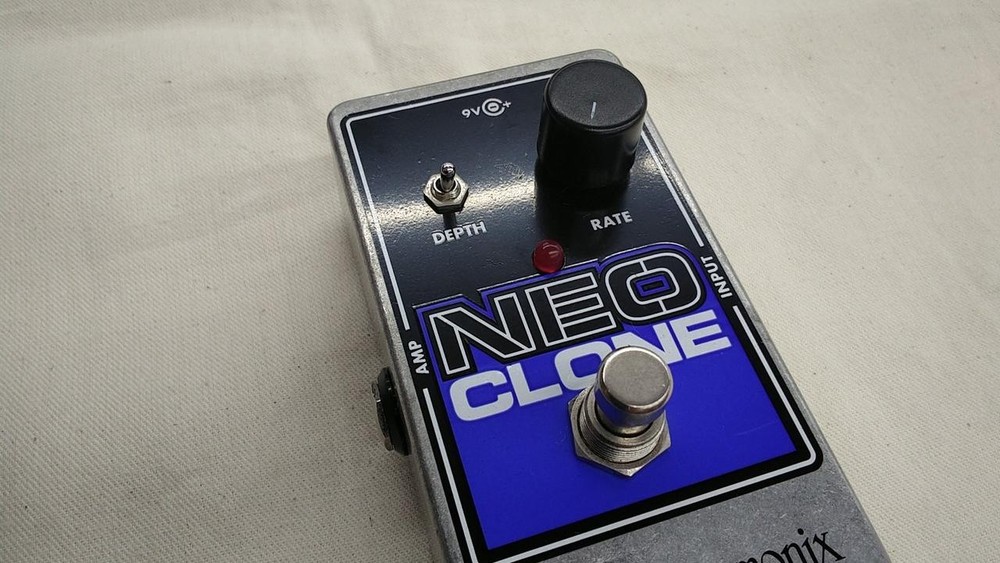 Electro-Harmonix Neo Clone Effector Chorus