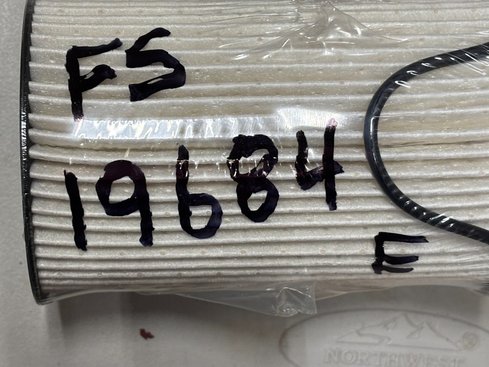 Fleetguard FS19684E Fuel/Water Separator