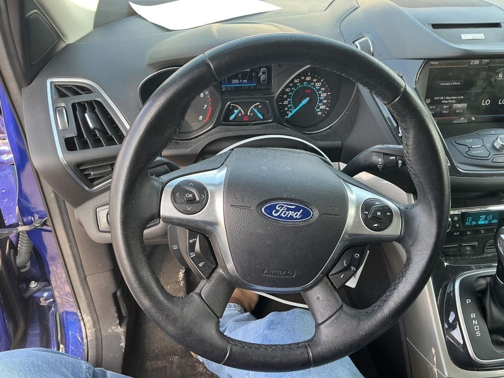 ESCAPE 2013 Glove Box 4974935