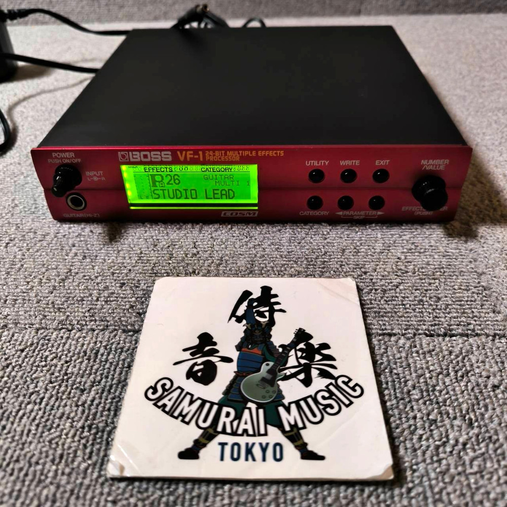 BOSS VF-1 24-Bit Multi-Effects Processor Made in Japan With Power Supply ※READ