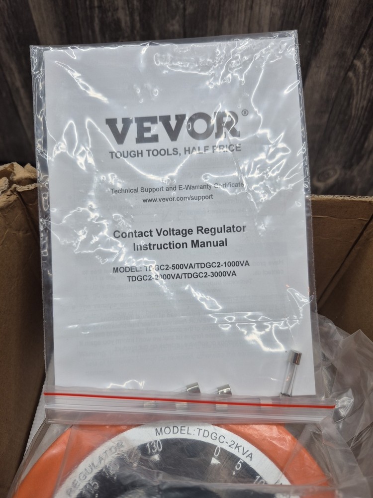 2000VA Variable Voltage Transformer 20A 0-130V AC Voltage Regulator