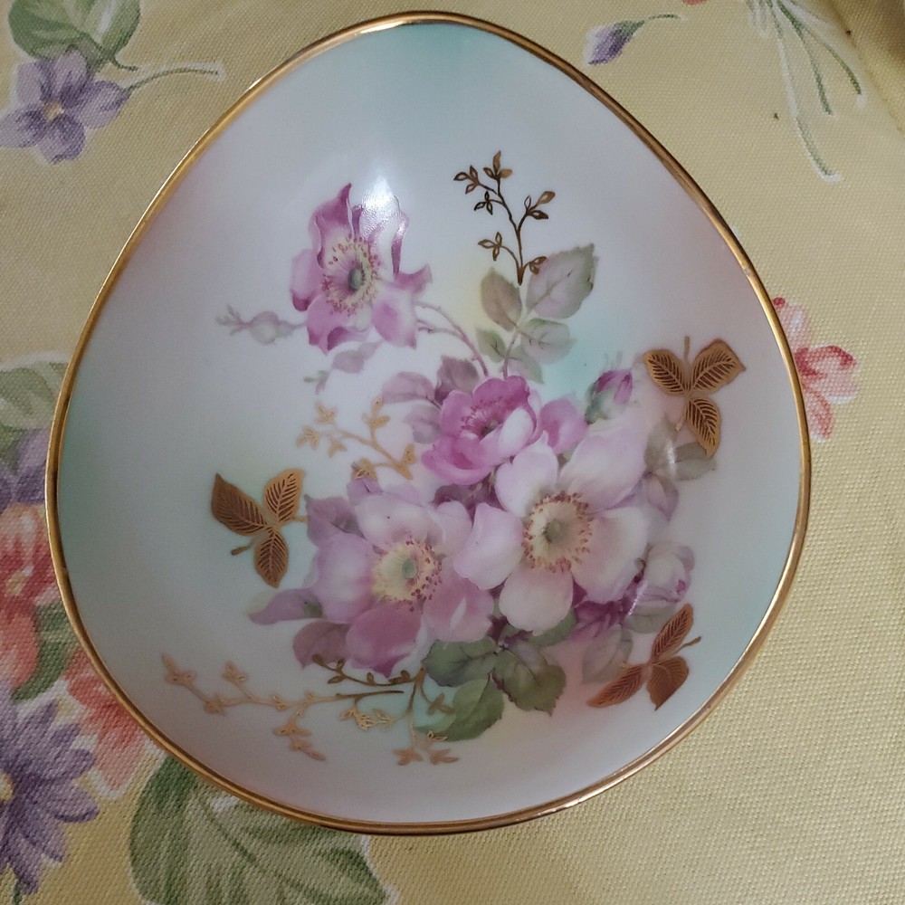 SCHUMANN GERMANY EGG SHAPED HANDPAINTED CANDY OR TRINKET BOWL