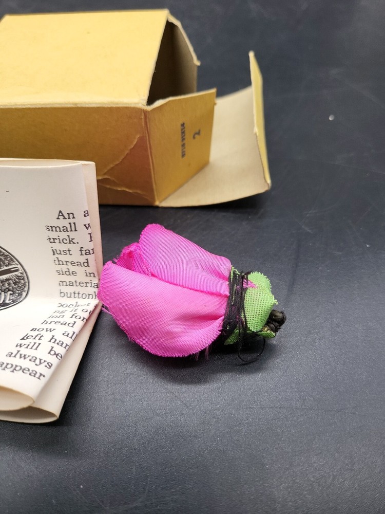 E-Z Magic Flower in Button Hole Magic Trick Original Box