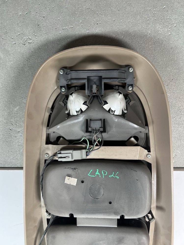 1997-2003 Ford Excursion Expedition Overhead Console Dome Light Beige Brown