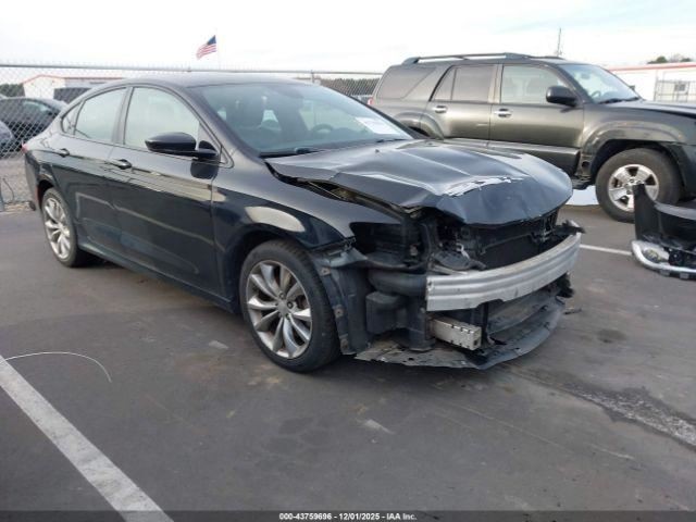 200 2015 Glove Box 4946589