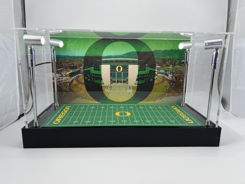 Oregon Ducks Custom 2-3 Card PSA Display Case W/ LED Lights