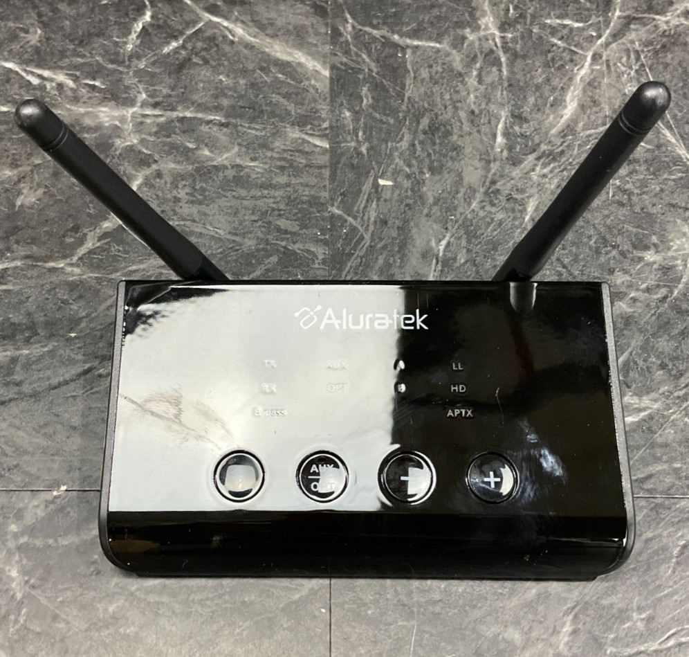 Aluratek Switchable Bluetooth Audio Transmitter and Receiver ABCD54F ✨OPEN BOX!✨