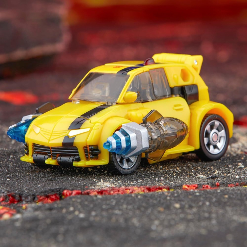 Transformers Legacy United Deluxe Class Animated Universe Bumblebee,...