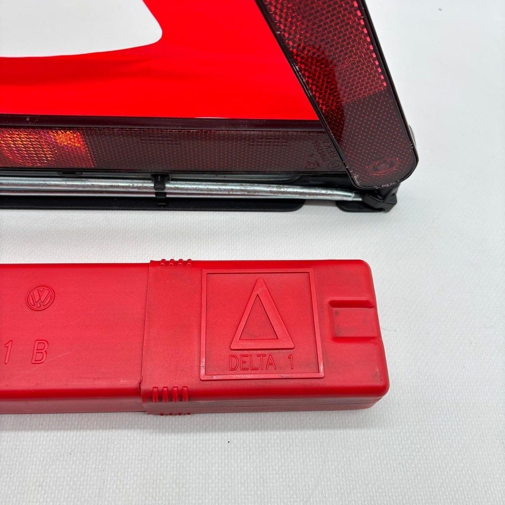 ORIGINAL AUDI EMERGENCY TRIANGLE CAR ACCESSORIES