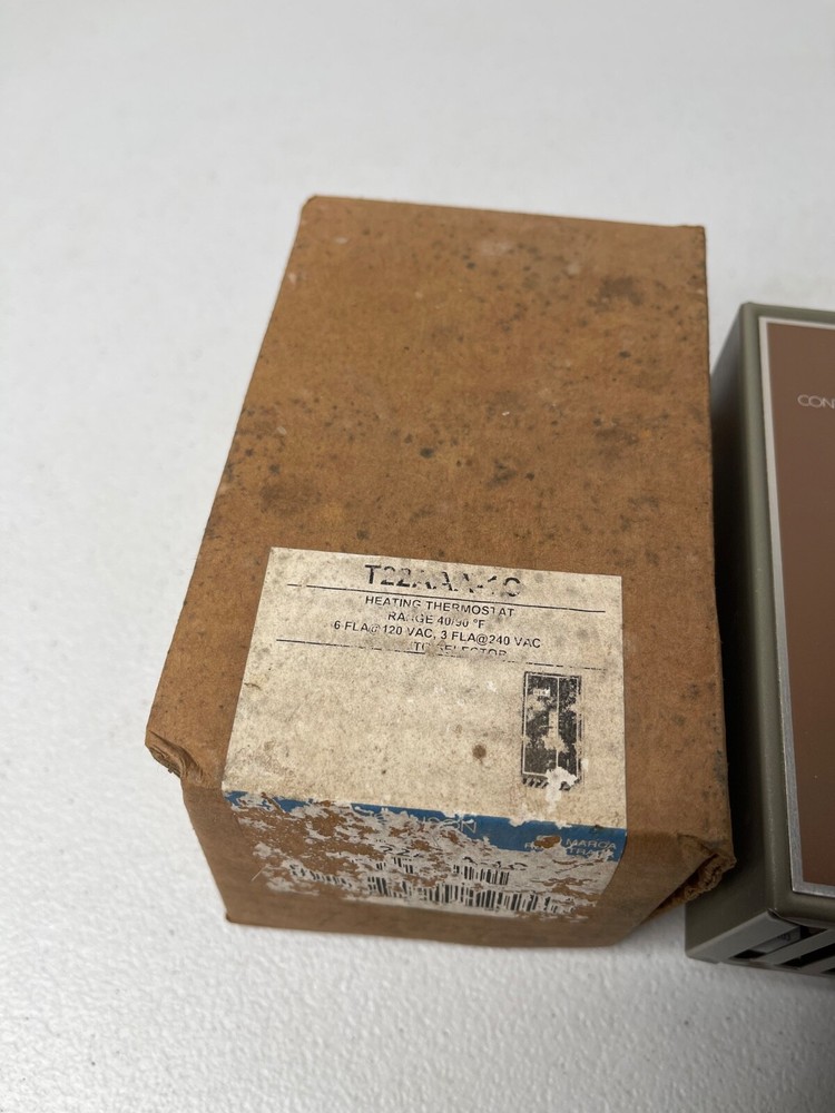 Johnson Controls T22AAA-1C Heating Line Voltage Thermostat