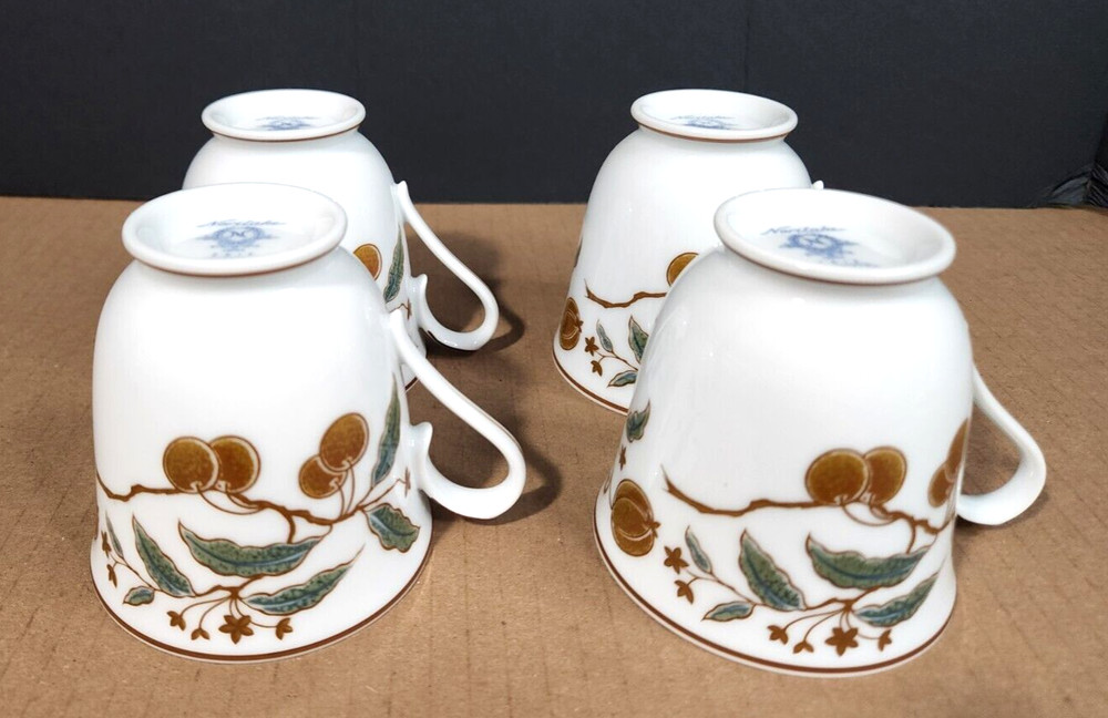 Fairfield by Noritake Footed Cup & Saucer Set