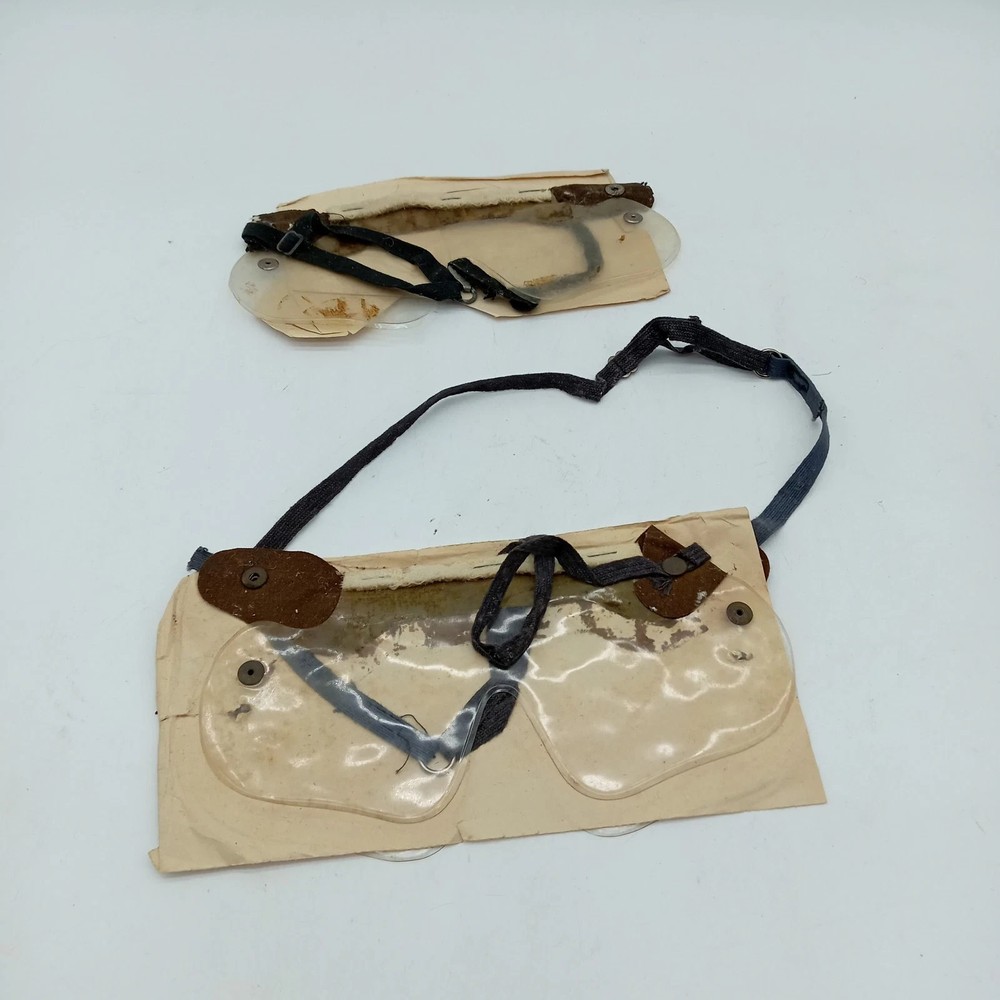 3x WW2 Anti Gas Eyeshields 3 Inside Cardboard Pocket Mk III 1943 Halex COECDO