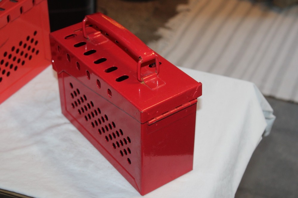 2 Master Lock Portable Group Lock Boxes 498A w/Tool