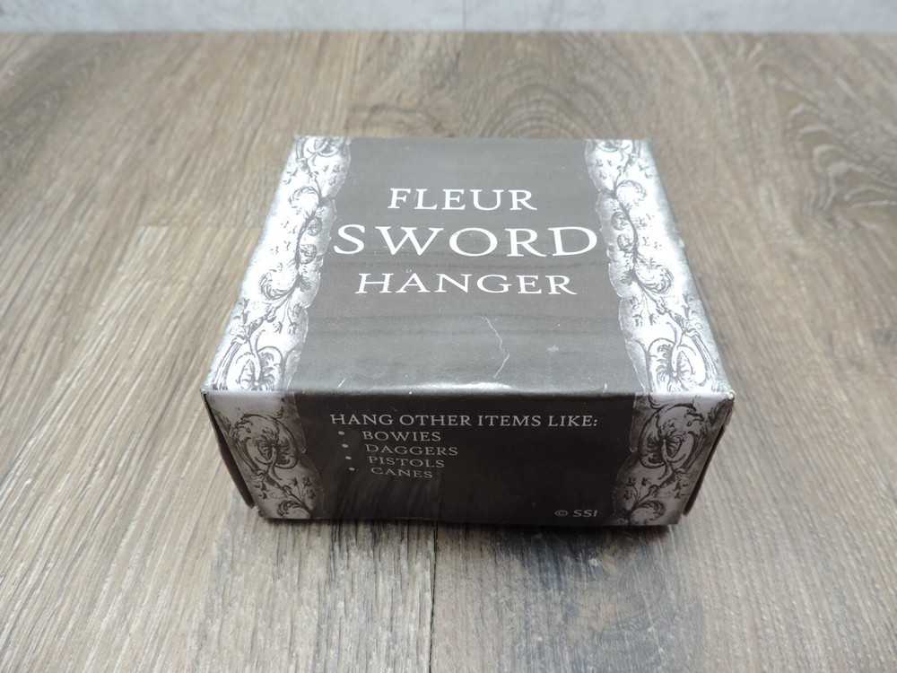 Fleur Sword Hanger Pair #203308