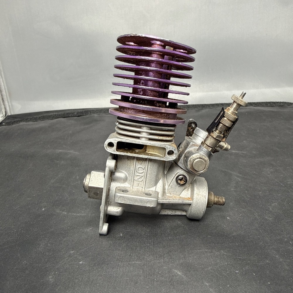 O.S. MAX CZ-12 Engine Non-Pull-Start Nitro Engine Untested