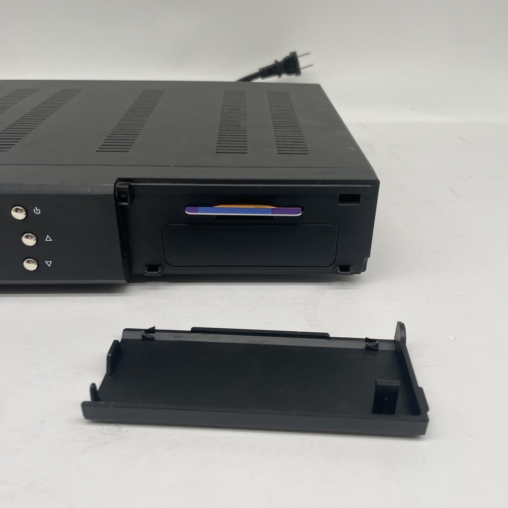 CoolSat 4000Pro Satellite TV Receiver *POWERS ON UNTESTED*