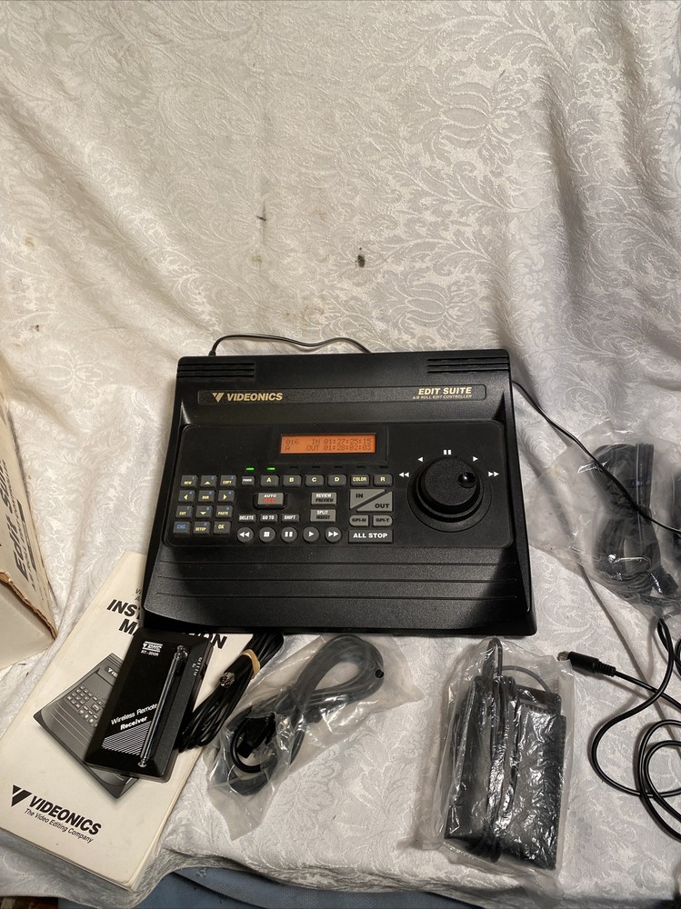Videonics Edit Suite AB Roll Edit Controller Video Editing Equipment Powers On